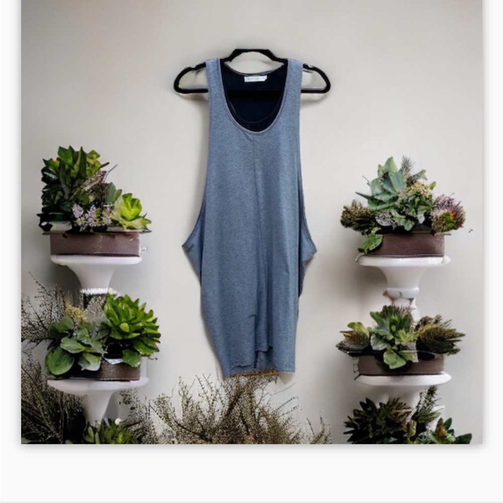 Minkpink Layered Tank Dress
Black Grey Two Tone Sz M EUC - Picture 8 of 12